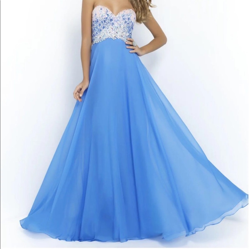 BLUSH PROM DRESS